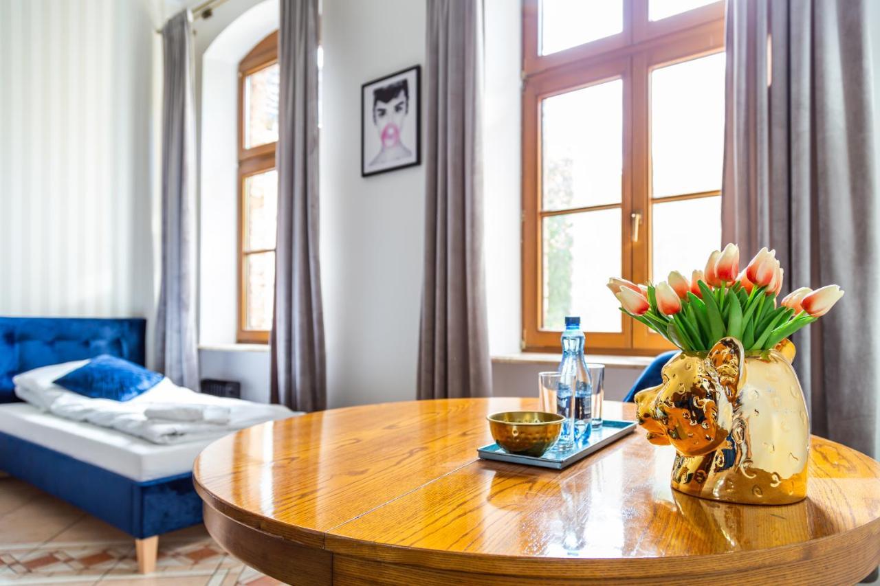 Palac Jablonowo Bed and Breakfast Ujście Buitenkant foto